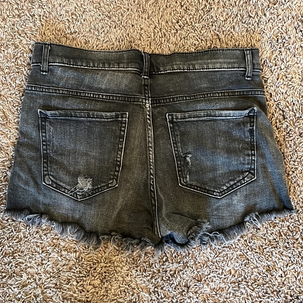 Express shorts HIGH RISE - Picture 2 of 2